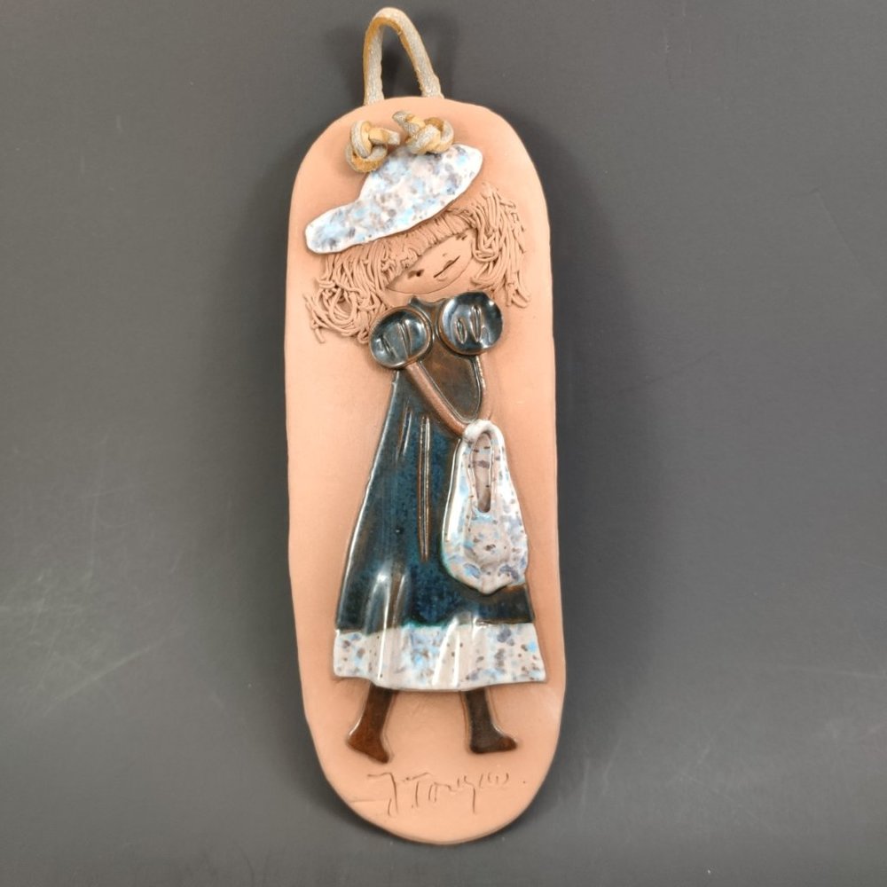 VTG Signed Ceramic Plaque Spaghetti Hair Girl